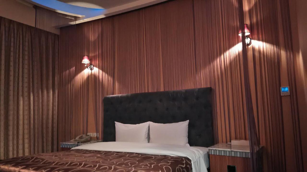 Michelle Motel Тайчжун Экстерьер фото